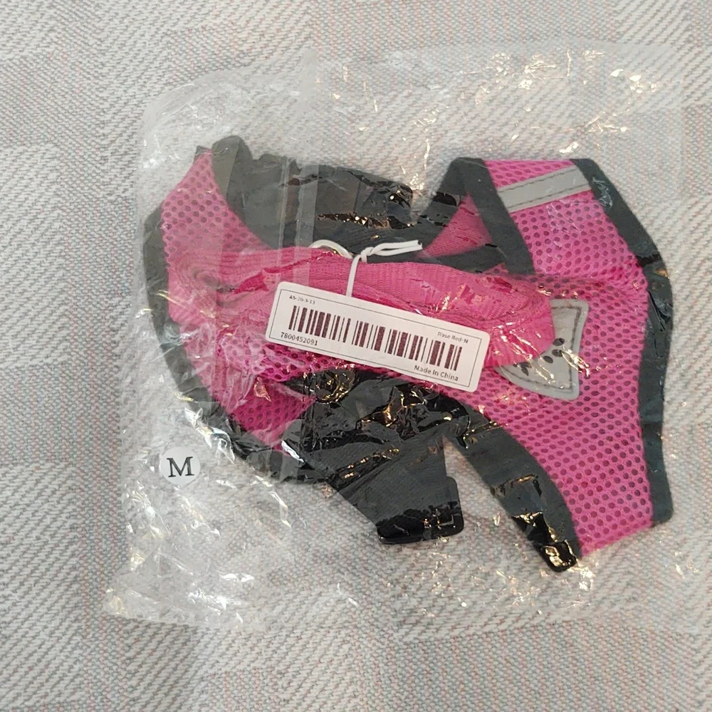 Cat or Dog Harness with Leash Size Med